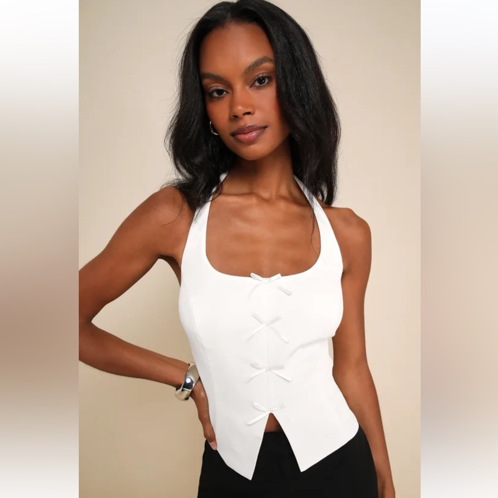Lulu’s Sweetly Perfect Ivory Bow Sleeveless Halter Top, size XS